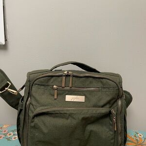 Ju-Ju-Be Olive Green Men's Messenger Bag